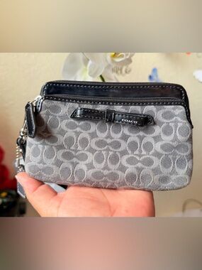 COACH Gray Signature Canvas Wristlet with Black Patent Trim